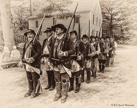MassSturbVillageDrillingTheMilitia5469_2011