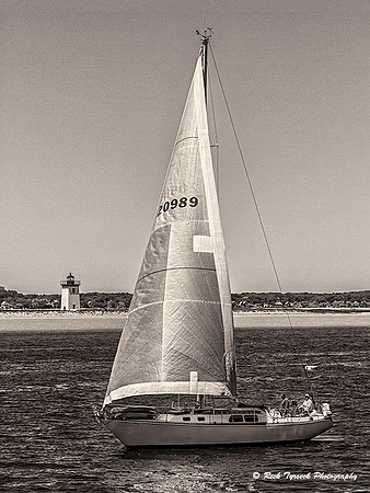 MassCapeCodSailingPastLongPointLighthouse8957B+W_2014