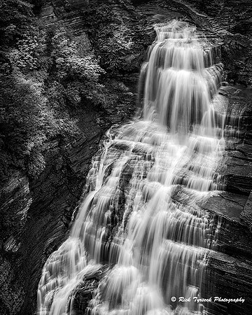 NYRobertTremanStateParkLuciferFalls5710_2014