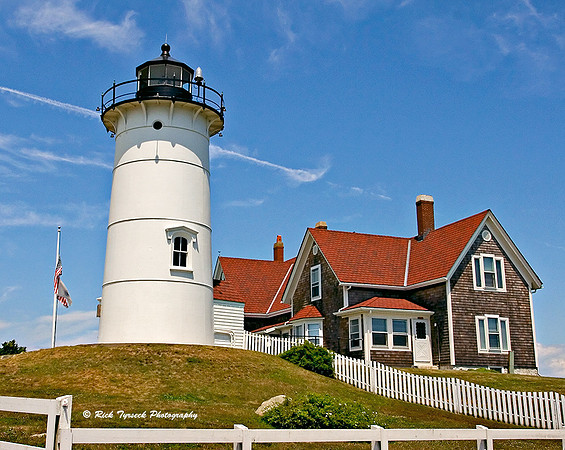 MassCapeCodNobskaLighthouse349_2005