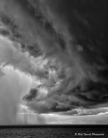 MassCapeCodProvincetownStormFront9339_2012