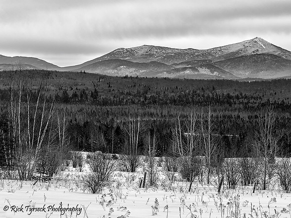 NYAdirondackHarrietstownCemetaryMountainVista1539-1547Crop_2015