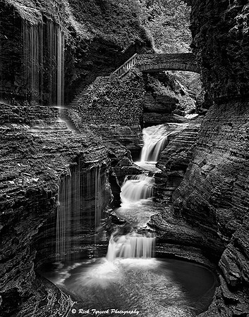 NYWatkinsGlenRainbowFalls8002-4B+W_2010