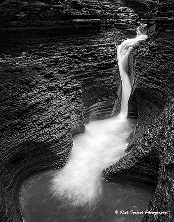 NYWatkinsGlenPlutoFalls6422-6427_2014